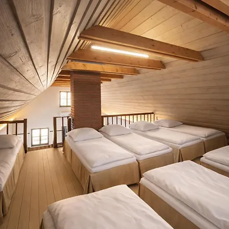 Hostel Kivi Puhkemajad Kauda